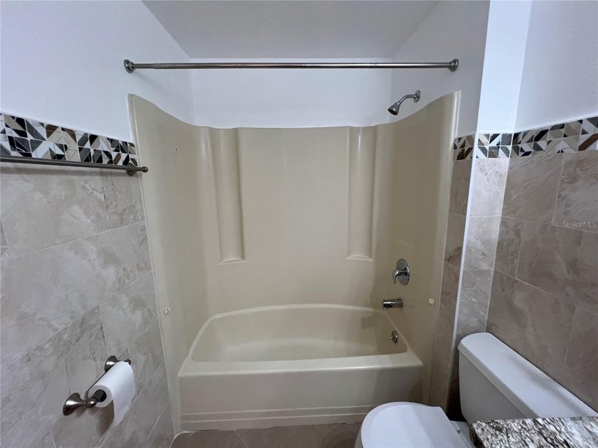 Under contract-accepting backup offers. Exceptional investment - photo 12
