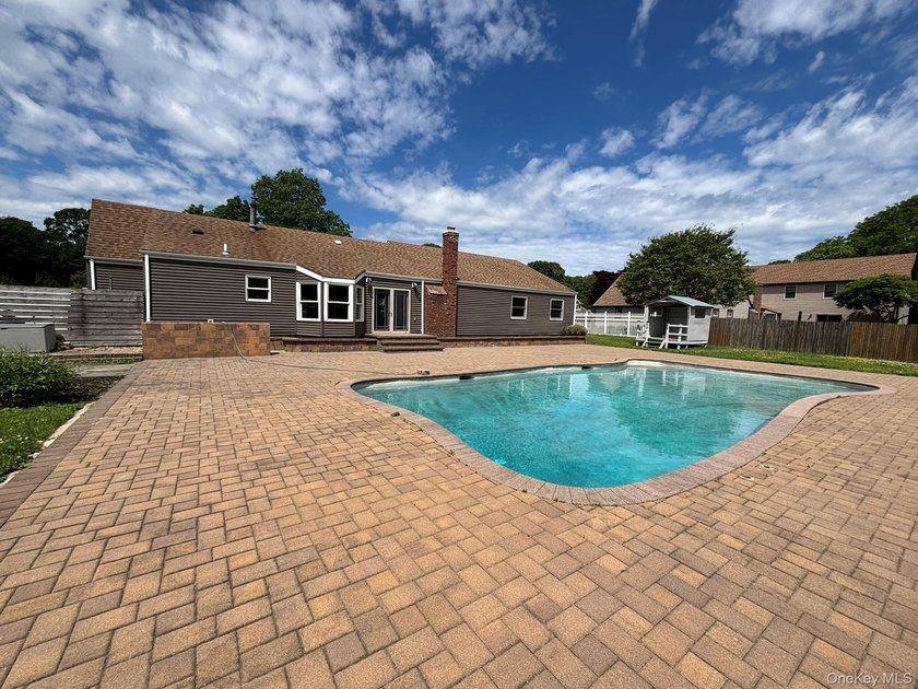 gorgeous renovated sprawling ranch,in desirable timber ridge - photo 20