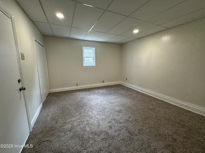 Beautifully updated, meticulously maintained, and ideally - photo 22
