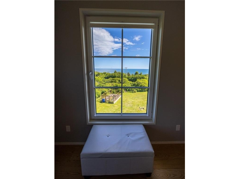 Welcome to a truly exceptional year round residence on Mohegan - photo 33