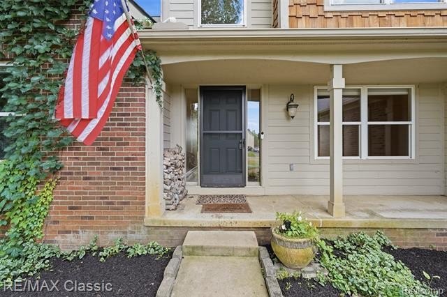 Welcome home! Discover the perfect blend of comfort, space, and - photo 5