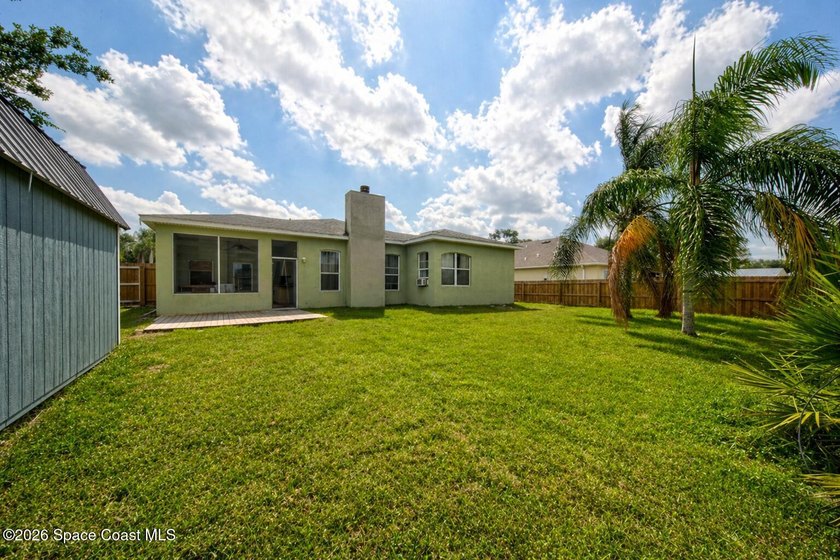 This is a spacious 4 bedroom, 3 bath home on a large lot has a - photo 19