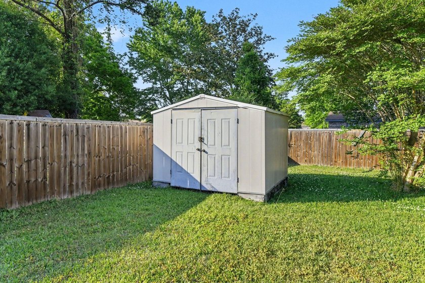 PRICED TO SELL! Excellent opportunity to own a beautifully - photo 34