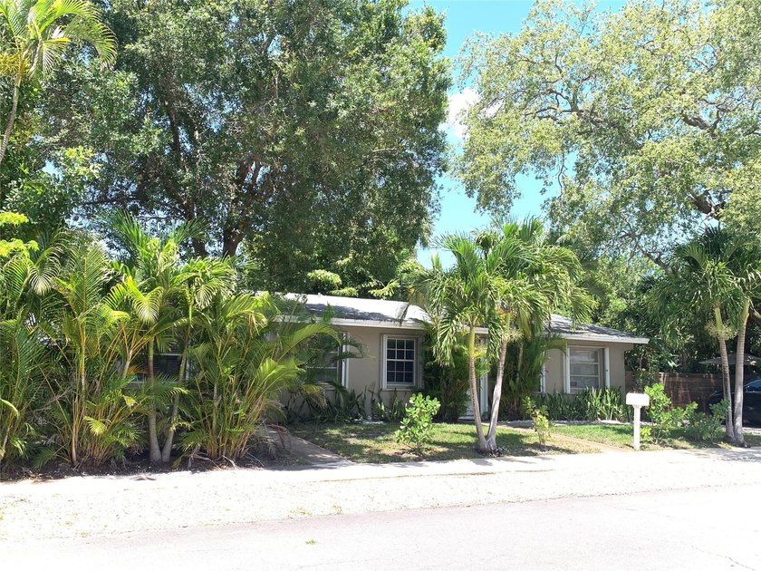 Exceptional corner-lot duplex in sought-after Tarpon River - photo 42
