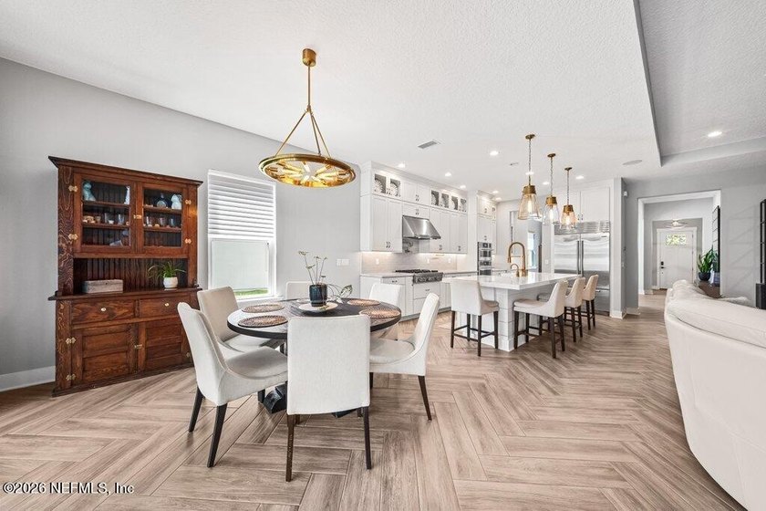 Exceptional luxury home in the gated section of eTown featuring - photo 22