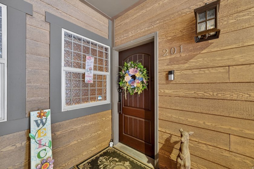 Incredible upgrades throughout this mid valley condo include - photo 3