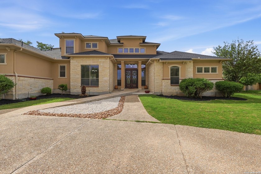 Welcome to 8919 Comanche Path in the desirable Forest of Garden - photo 3