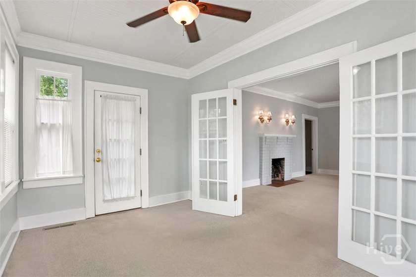 Fantastic Brick Bungalow In The Ardsley Park Area. The Home Has - photo 11