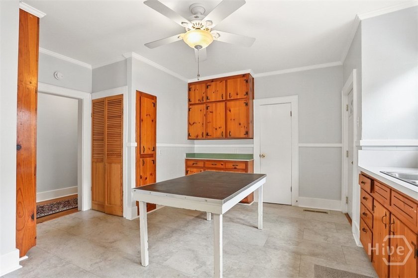 Fantastic Brick Bungalow In The Ardsley Park Area. The Home Has - photo 19