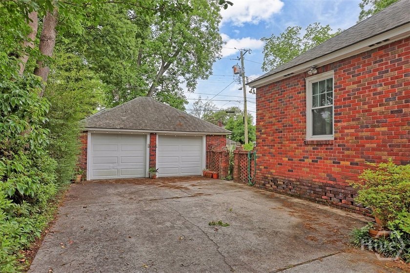 Fantastic Brick Bungalow In The Ardsley Park Area. The Home Has - photo 46