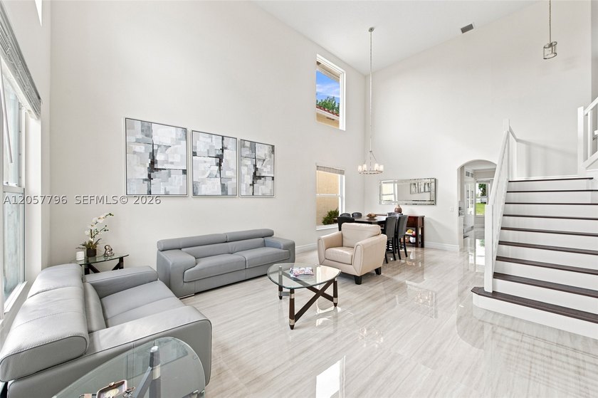 Welcome to this stunning modern 4-bedroom, 3.5-bathroom - photo 5