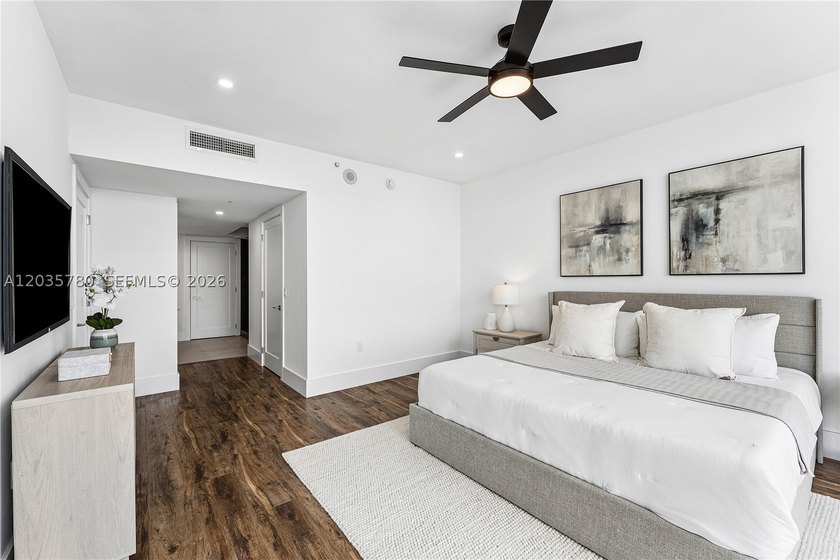 Experience elevated downtown Fort Lauderdale living from the - photo 18