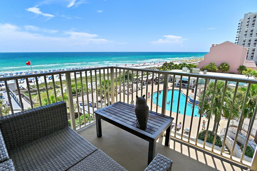 Nestled along Florida's breathtaking Emerald Coast, perfectly - photo 19