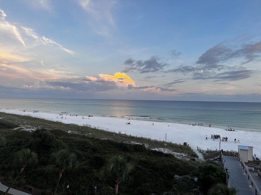 Nestled along Florida's breathtaking Emerald Coast, perfectly - photo 27
