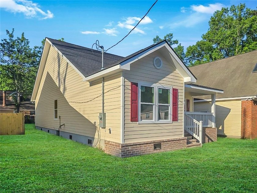 QUALIFIES FOR UP TO $12,500 IN DOWN PAYMENT ASSISTANCE! - photo 3