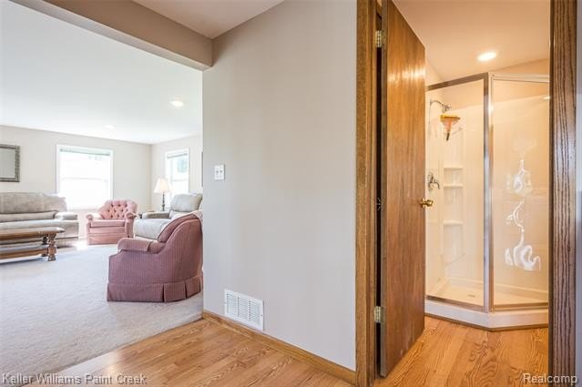 Stunning Secord Lake Waterfront Retreat. Welcome to this - photo 12