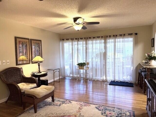 CONDO BEAUTIFUL!! This partially furnished end condo is updated - photo 9