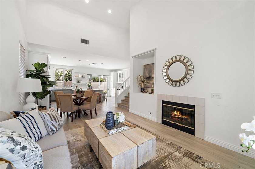 Stunning beautifully upgraded single family detached home in the - photo 7