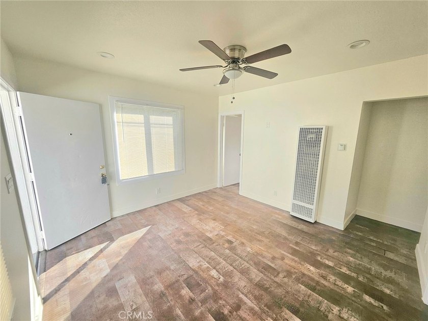 Prime Investment Opportunity in Long Beach! This fully - photo 14