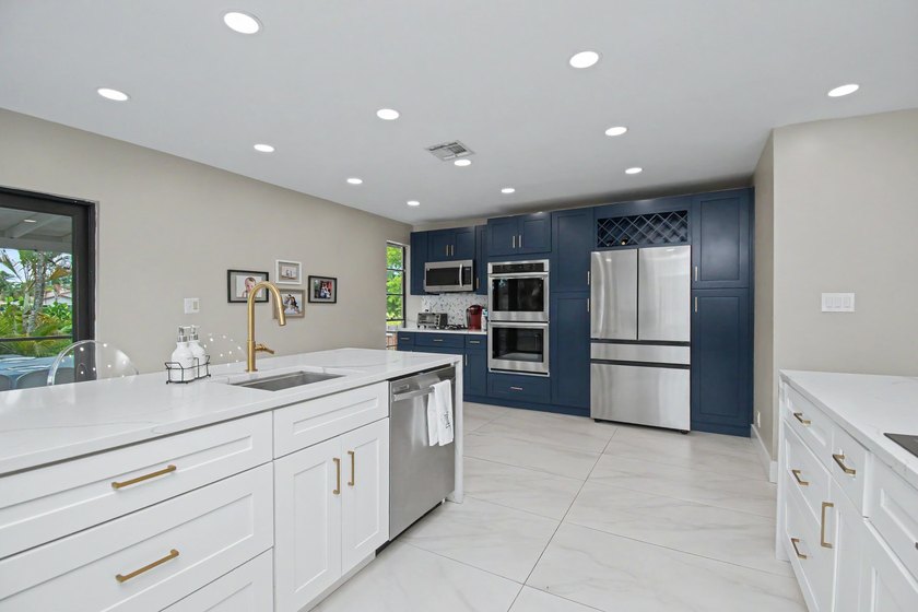 This lovely three bedroom, two and a half bath, two story home - photo 11