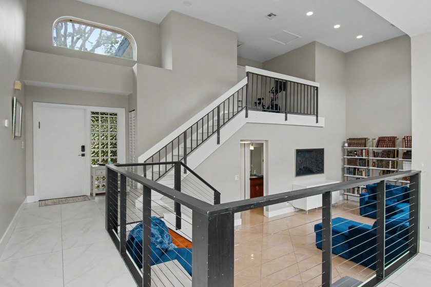This lovely three bedroom, two and a half bath, two story home - photo 17