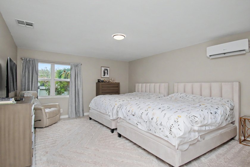 This lovely three bedroom, two and a half bath, two story home - photo 23