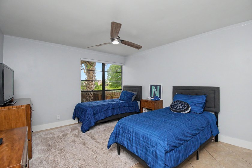 This lovely three bedroom, two and a half bath, two story home - photo 27