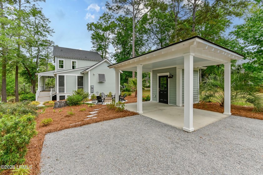 Nestled in the heart of Habersham, this exceptional home offers - photo 49