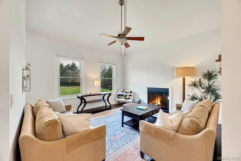 Spacious Open Plan Home with So Much to Offer near Several Great - photo 5