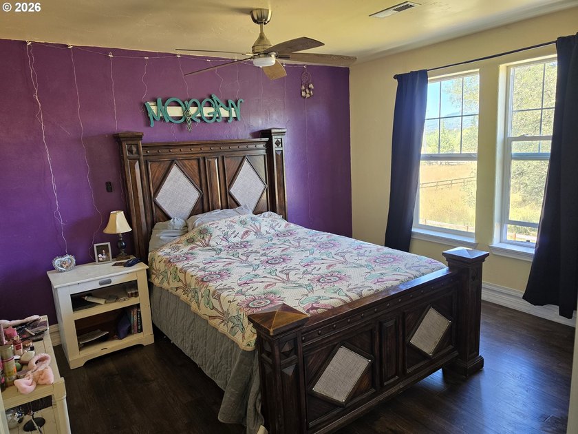 4 bed 2.5 baths stucco home, on 4.52 acres built is 2004e see - photo 23