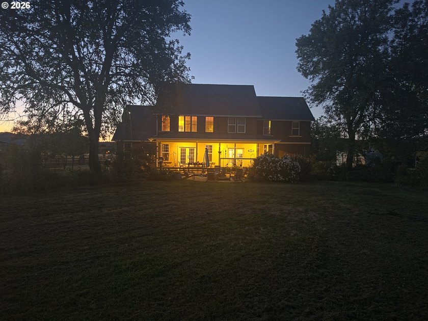 4 bed 2.5 baths stucco home, on 4.52 acres built is 2004e see - photo 26