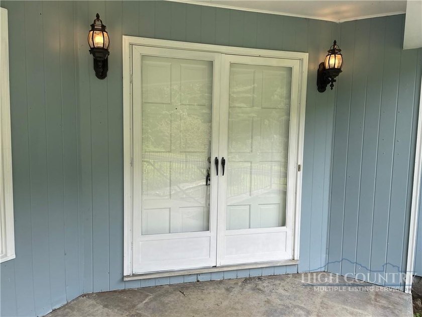 PRICE IMPROVEMENT! HOME AND 8 UNRESTRICTED ACRES! MOTIVATED - photo 9
