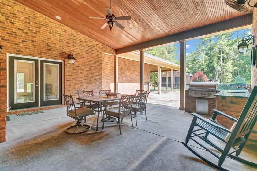 Custom Brick 1 Story Home on 2 Acre Lot * Attached 1 Story, 1 - photo 37