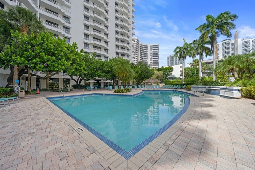 Welcome to Paradise. Amazing water views from every angle of - photo 24