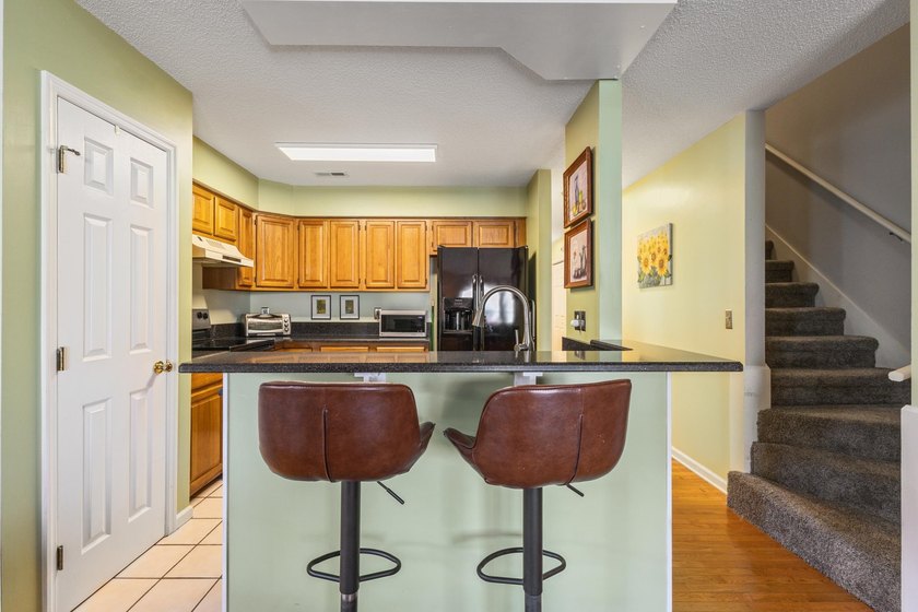 Amazing 2BR/2.5BA end-unit townhome located in the heart of - photo 16