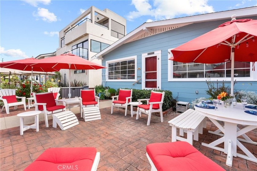 Short Term Lease!! (Available September 1st 2026 to June 30th - photo 2