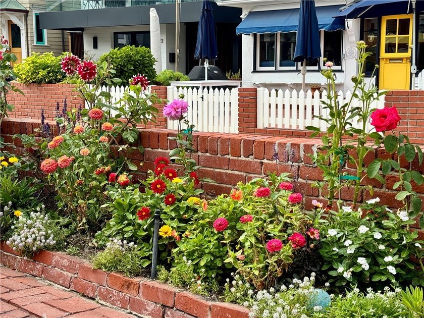 Short Term Lease!! (Available September 1st 2026 to June 30th - photo 9
