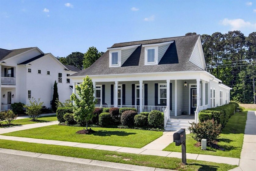 Welcome to this beautifully maintained 4 bedroom, 3.5 bath home - photo 45