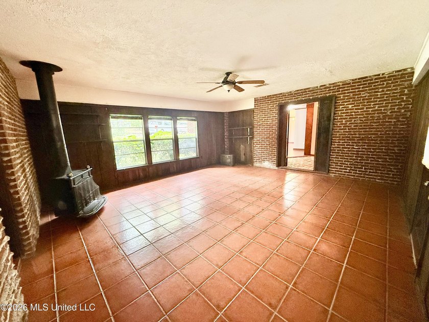 Enjoy peaceful country living on 5.4+/- acres with this spacious - photo 29