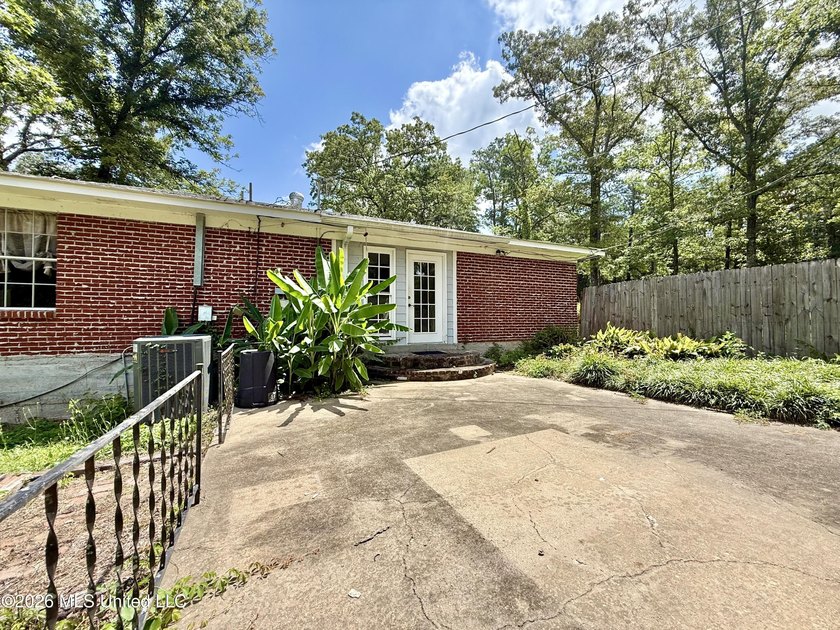 Enjoy peaceful country living on 5.4+/- acres with this spacious - photo 47