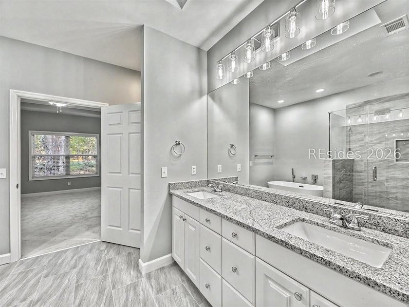 Welcome to 3 Canebrake Lane! Remodeled in 2025, this beautifully - photo 21