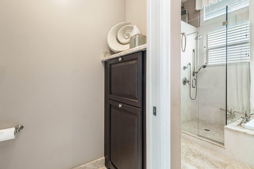 Welcome home to this impeccably maintained 4 bedroom single - photo 22