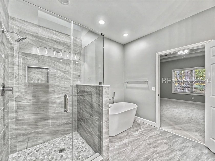 Welcome to 3 Canebrake Lane! Remodeled in 2025, this beautifully - photo 24