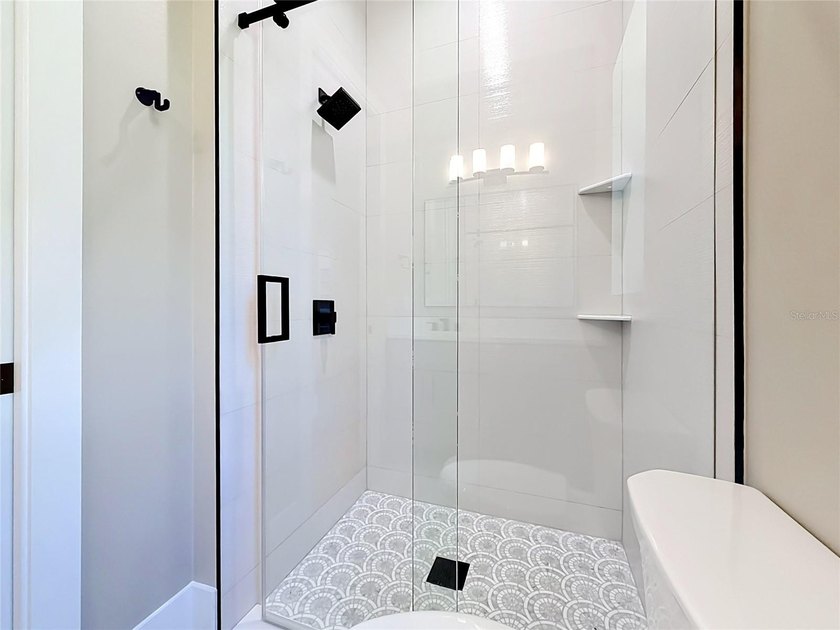 Virtually Staged. Luxury Custom Estate Home in Blue Spring - photo 40