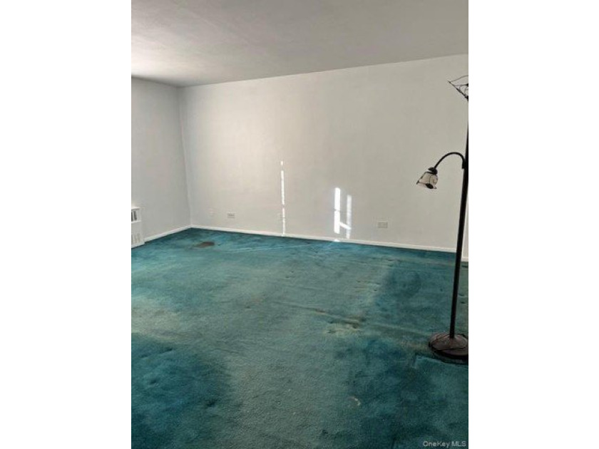 A Rare Find!! Spacious studio residence located in the - photo 5