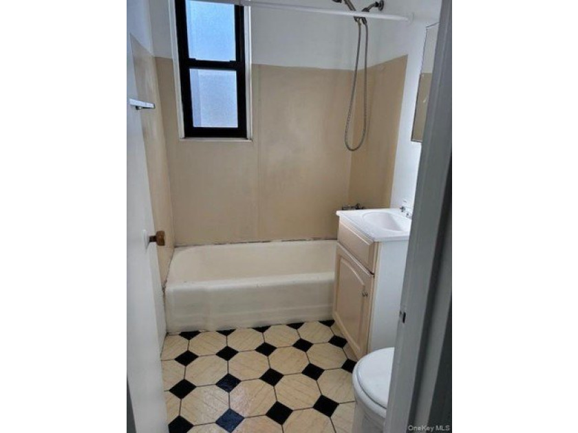 A Rare Find!! Spacious studio residence located in the - photo 10