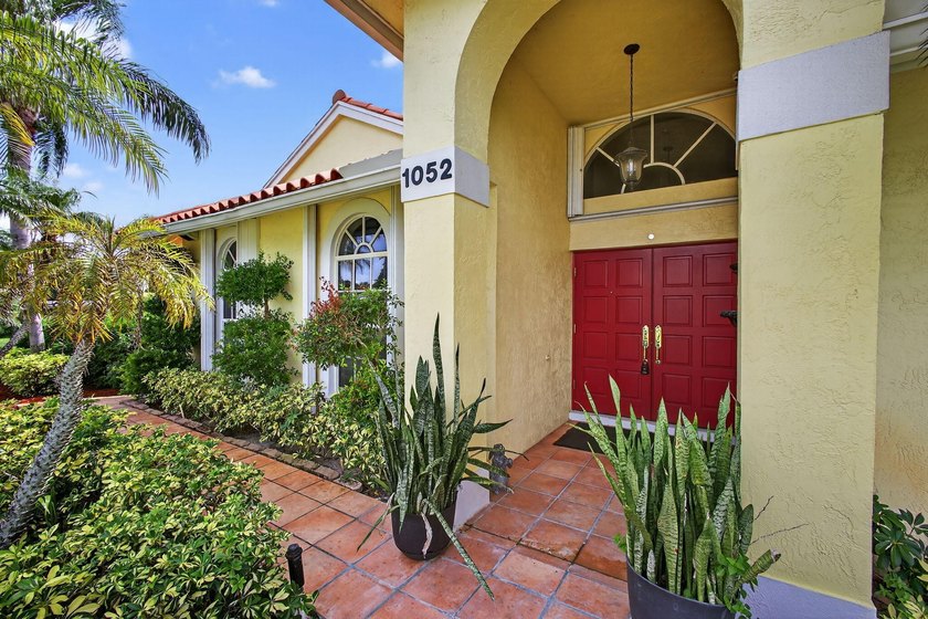 Welcome to this beautifully maintained three-bedroom, two-bath - photo 6
