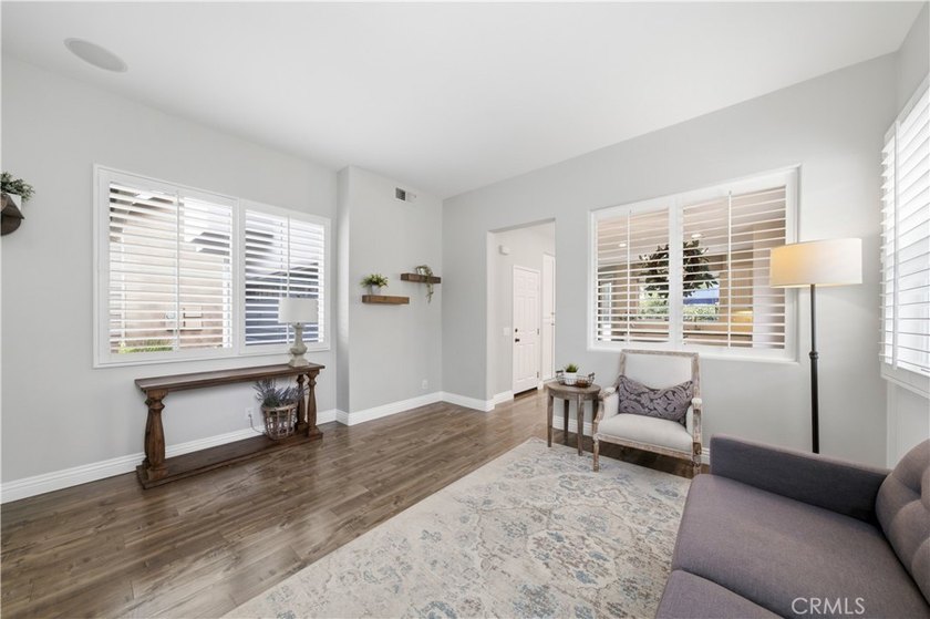 This beautiful former model home is located in the desirable - photo 5