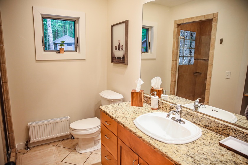 Escape into relaxation &amp; serenity at 32 Seneca Trail, which - photo 11