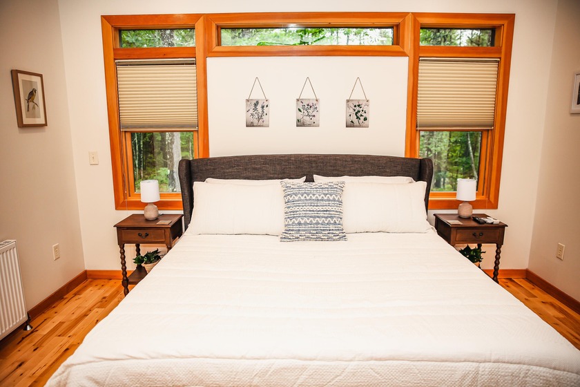 Escape into relaxation &amp; serenity at 32 Seneca Trail, which - photo 13